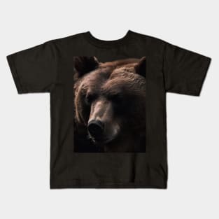 A brown bear in nature that looks cute and cuddly looks warm. ส่ง Kids T-Shirt